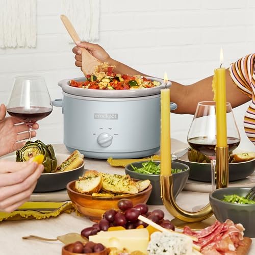 Crock-Pot 4.5 Quart Manual Slow Cooker – Macaroon Blue Signature C6A18